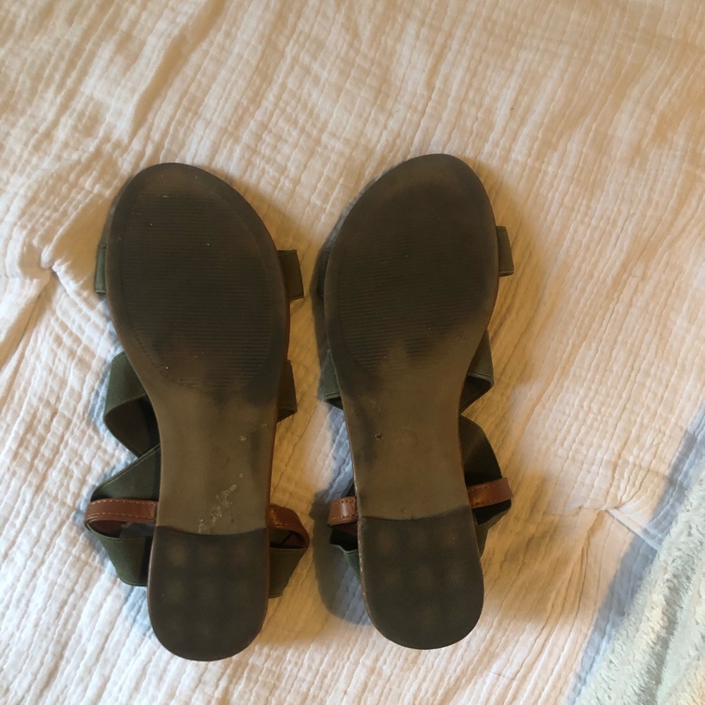 Sandals - Picture 2 of 6